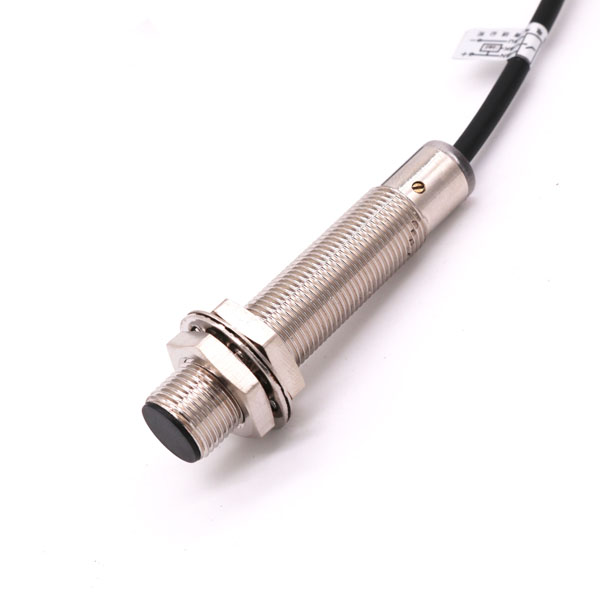 M12电容式接近传感器