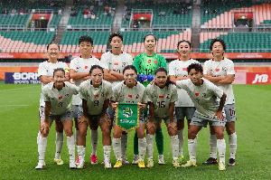 记者：中国女足输朝鲜不意外 亚运会是否选择各位置最佳队员？